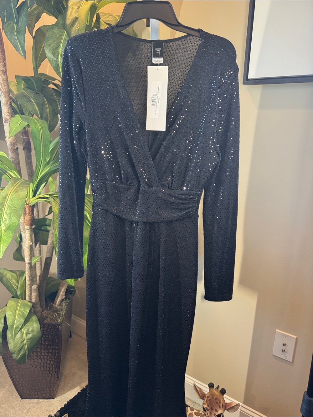 Women's Black Sequin V-Neck Long Sleeve Dress. Size L